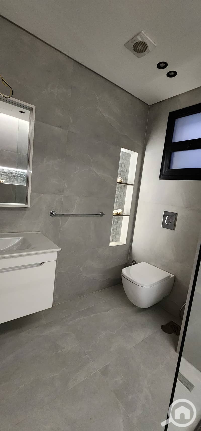 17 3fb13bc8-4e86-4e3b-b00c-0cca434969a9. jpeg