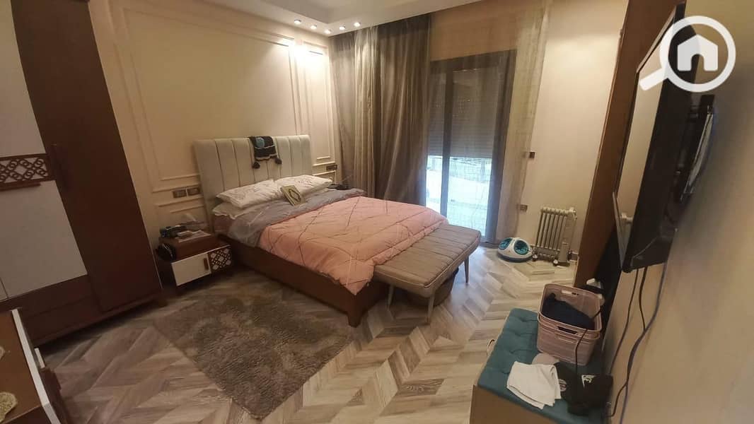 9 85c2fe5e-e2dc-47a4-bd2b-15cd0d596e46. jpeg