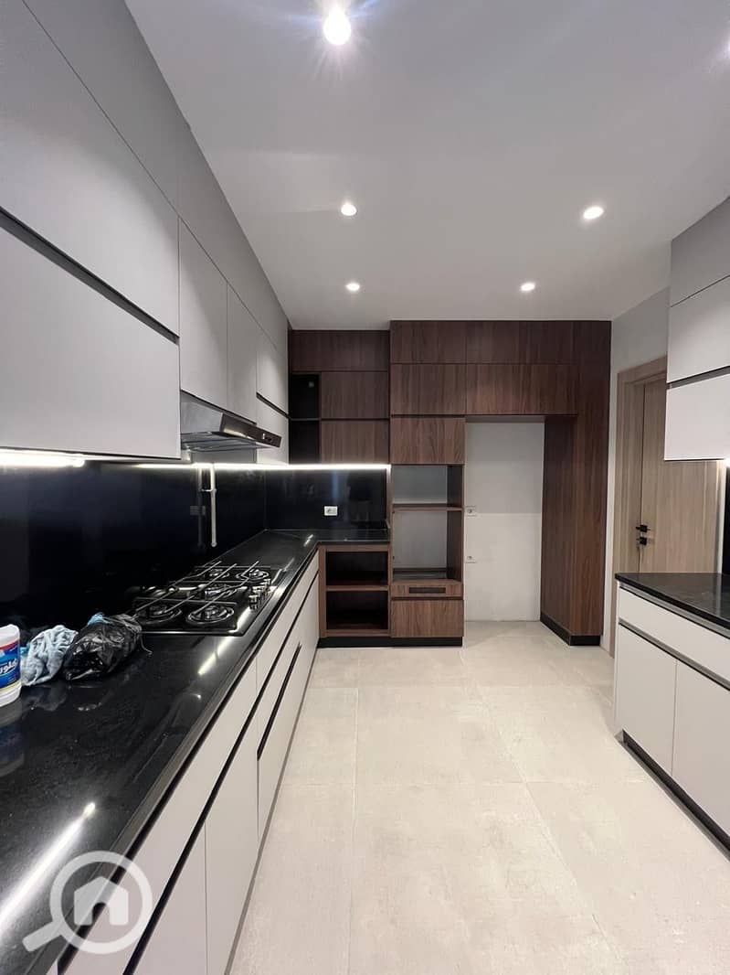 6 35350eb0-f375-4fc4-bbbb-bc3371afdde5. jpeg