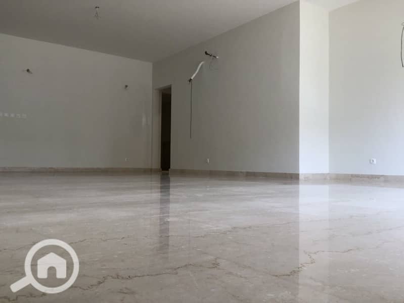 2 e0e5b4e7-0a54-4f76-a158-09421c22bfde. jpeg