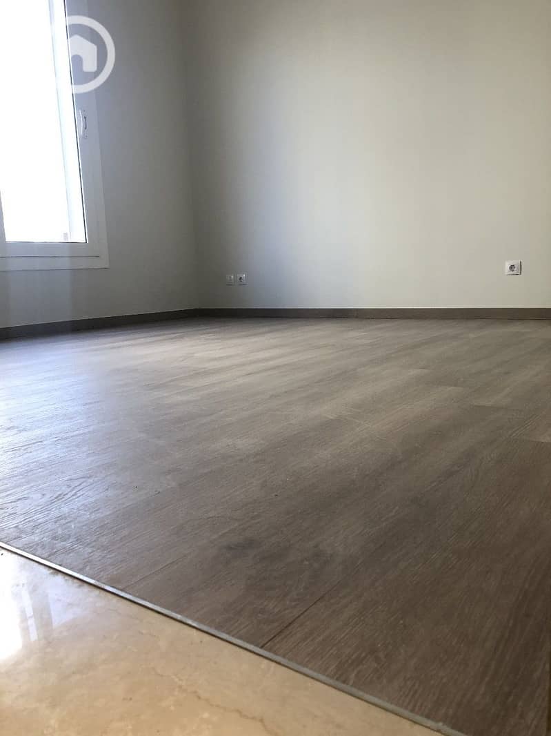 6 6c9bbce4-ff9f-4b52-a4c6-4f32a7228847. jpeg