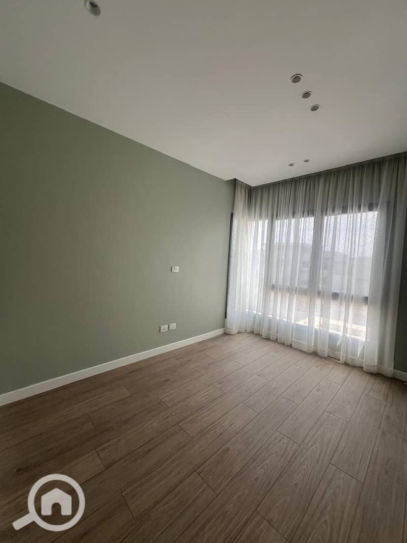 16 88fa6c3d-c5a6-4f8e-bb89-6d9959436900. jpeg