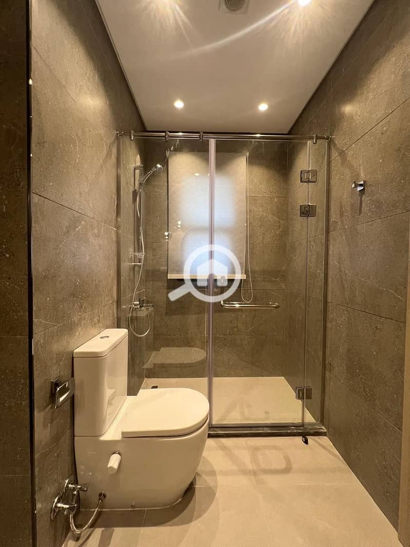 23 5ab8f5ac-683a-47df-b80d-936a0a1ec0ac. jpeg