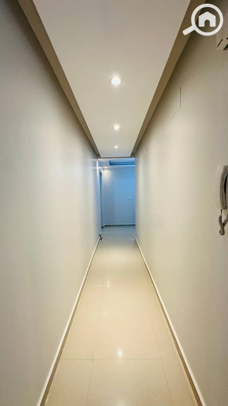 5 6de52d65-da6a-4022-8e33-3a6cb1e804df. jpeg