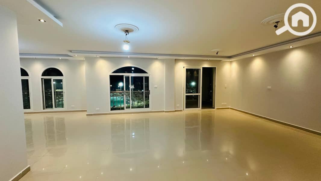 13 223b1657-037c-44f3-aef2-de5384ce121c. jpeg