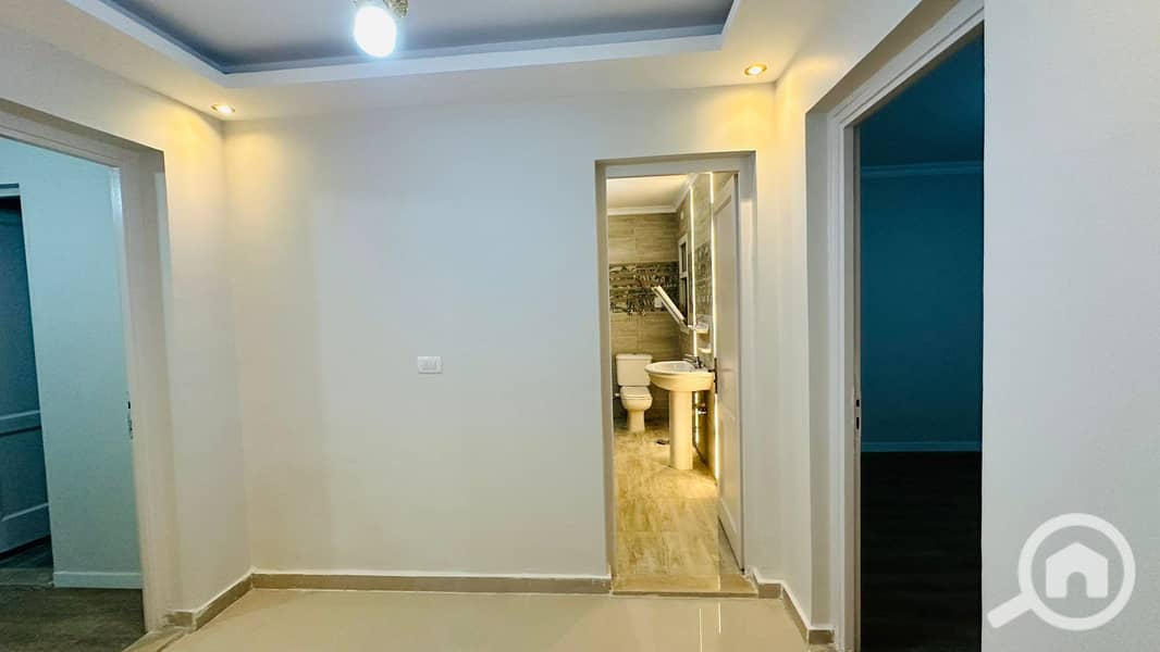 23 f4014d21-4eb8-41df-bc99-3f877f9fe9d7. jpeg