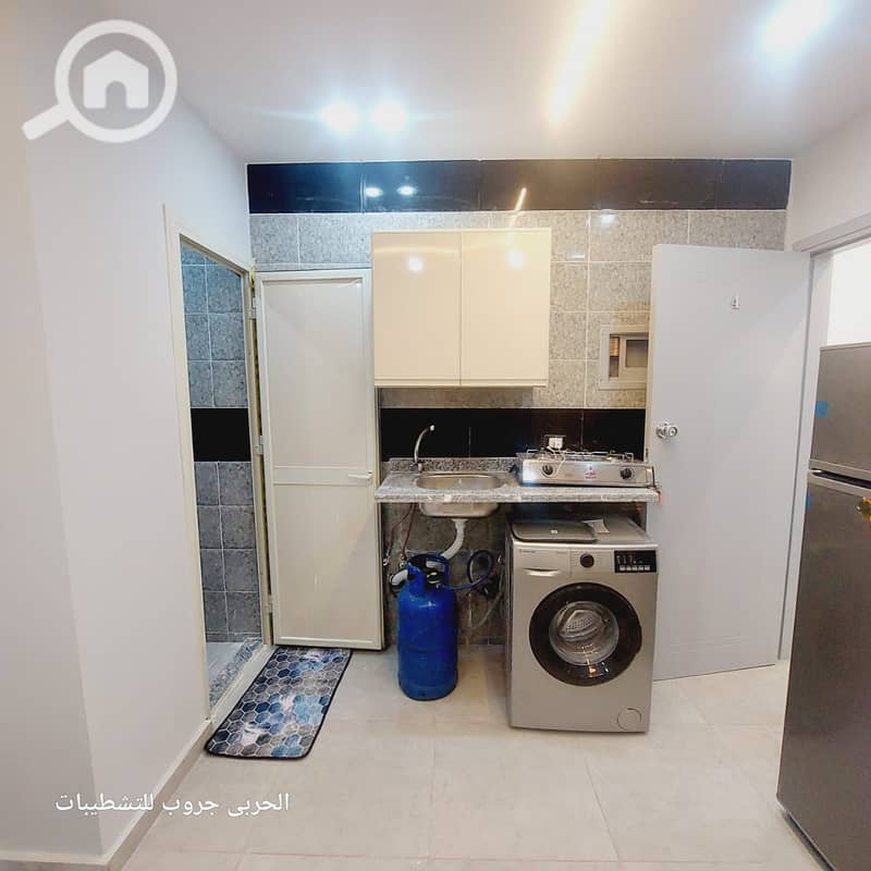 6 f707d668-dd45-4fa9-98f4-9d9c8e2fa14d. jpeg