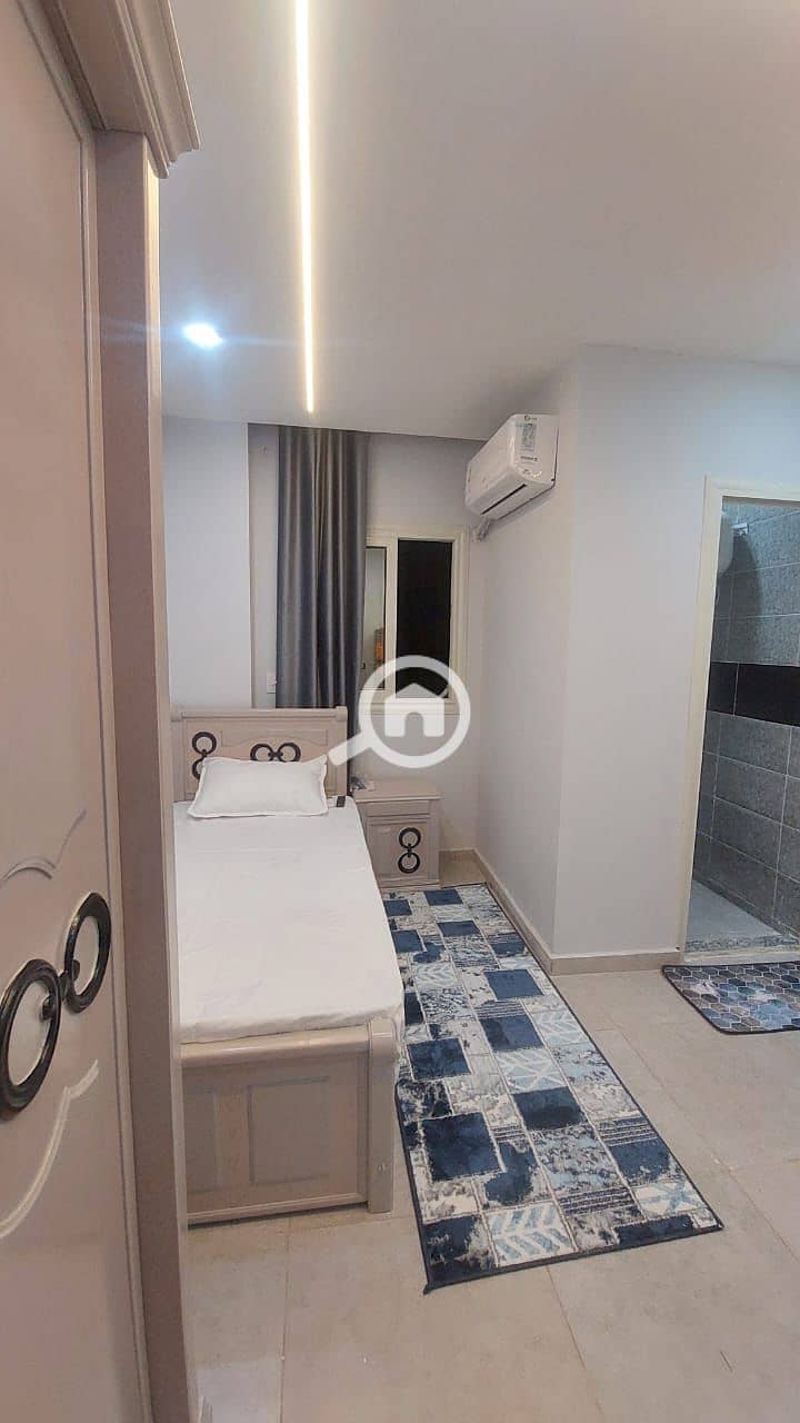 8 a615f71c-3a55-4099-a7fe-d9839a1a4a4f. jpeg