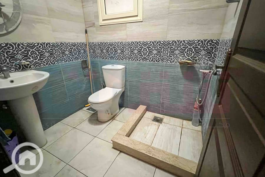 9 WhatsApp Image 2025-10-06 at 1.44. 14 PM (2). jpg