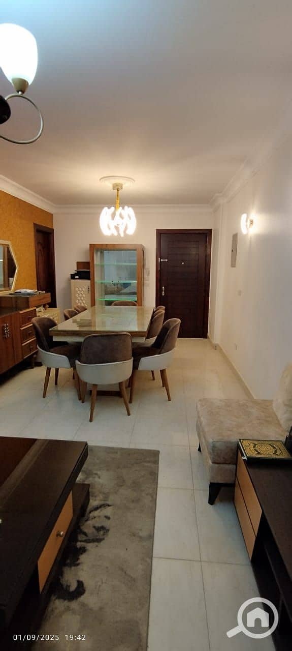 2 0907679b-86b3-48e7-a3bb-46d2448a6ed0. jpg