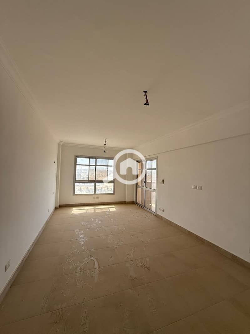 7 d136df6b-c265-4df8-89da-635db1d3031e. jpg