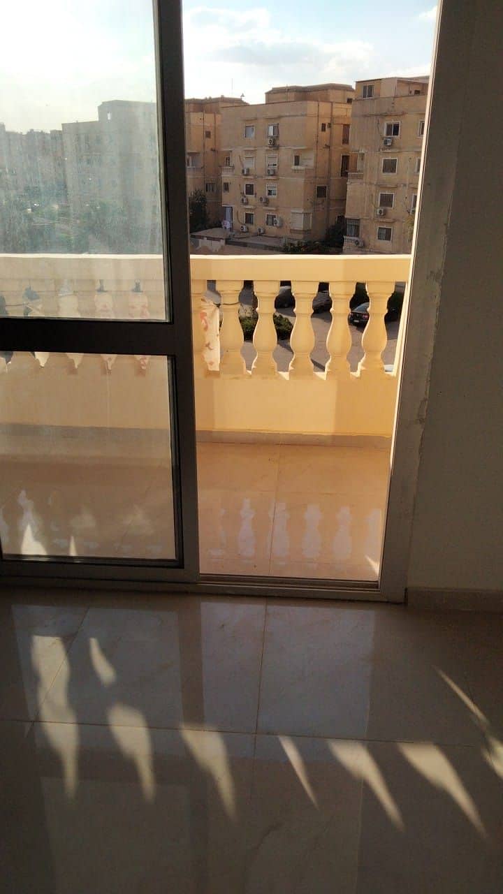 3 WhatsApp Image 2025-10-10 at 21.54. 35_236a7c3e. jpg