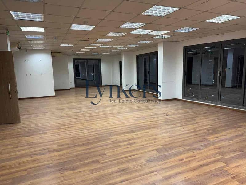 3 a8ad5cbb-ec5e-4198-af0a-3db7ae7a3224. jpg