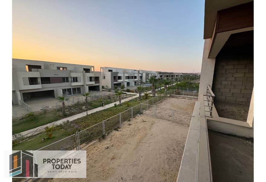 4 7d91102d-2b7a-4484-a06a-6a26d87e3ff7. png