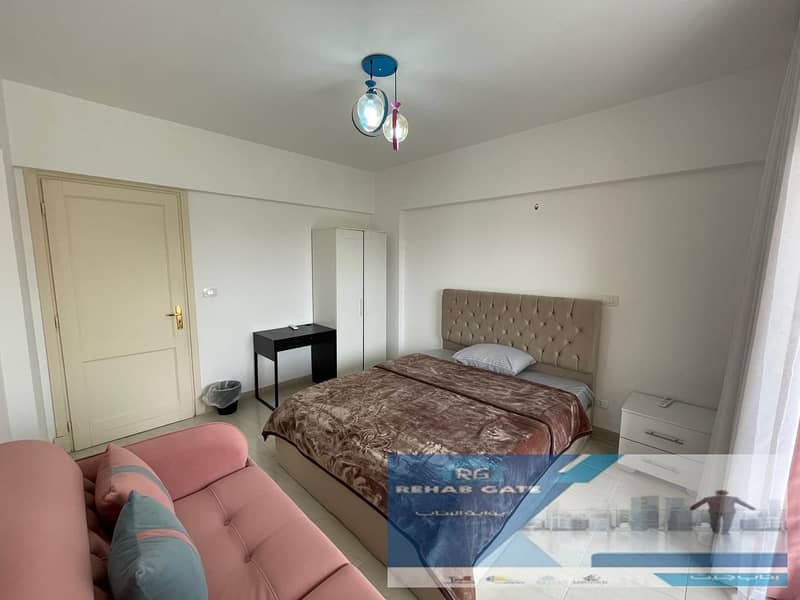 2 d6f64cc6-dc57-4dba-bbc0-5f10aa1c9ad1. jpg