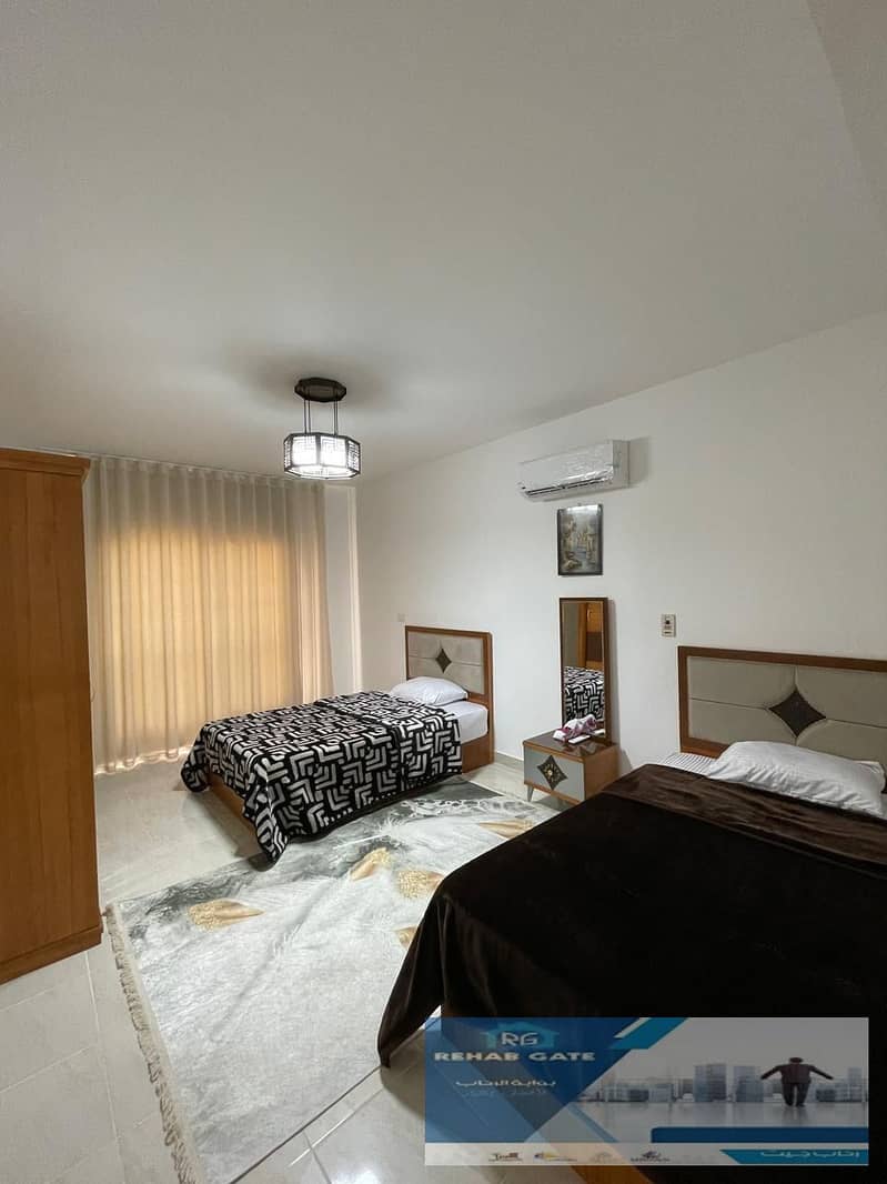 6 2bed74d8-5866-4345-97cb-56b281bb878c. jpg