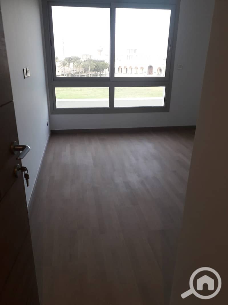 6 c9940a17-3295-402f-a634-ade2f6494d19. jpg