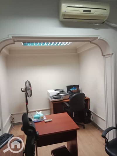 مکتب  للايجار في مصر الجديدة، القاهرة - 1000449735. jpg