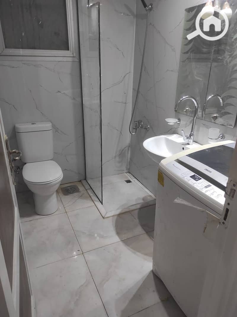 10 WhatsApp Image 2025-04-06 at 3.54. 51 PM. jpeg