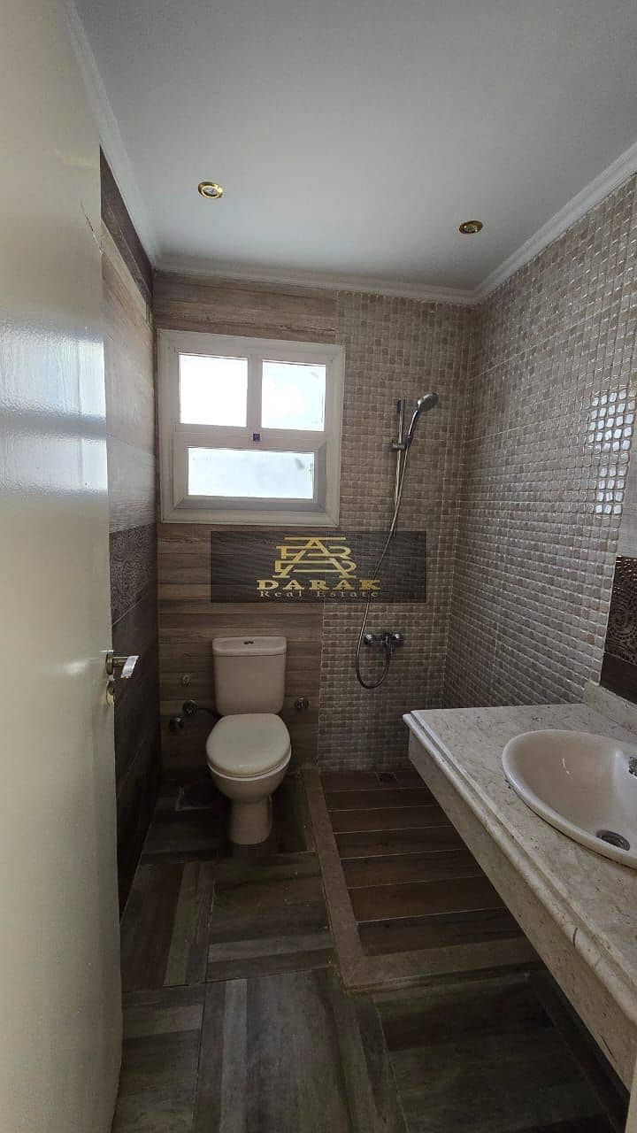 4 WhatsApp Image 2025-10-07 at 6.30. 04 PM (2). jpeg