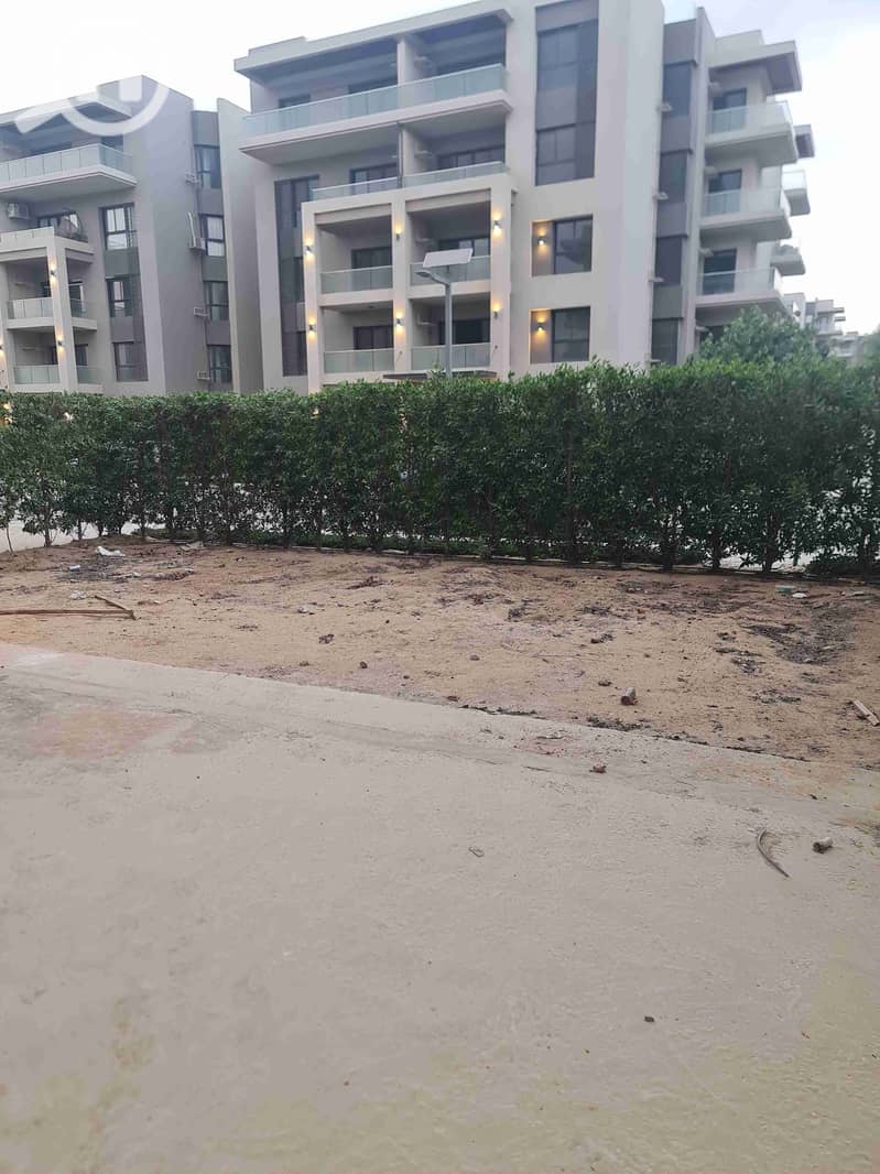 4 20251010_182418. jpg