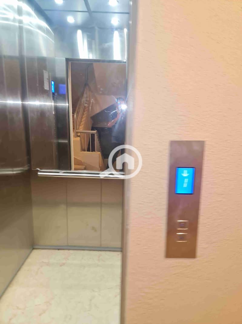 6 20251010_181946. jpg