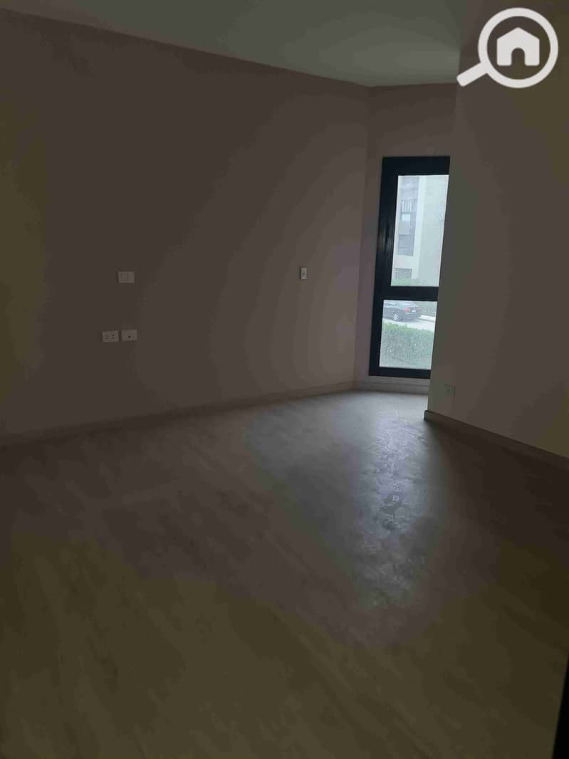 9 20251010_181524. jpg