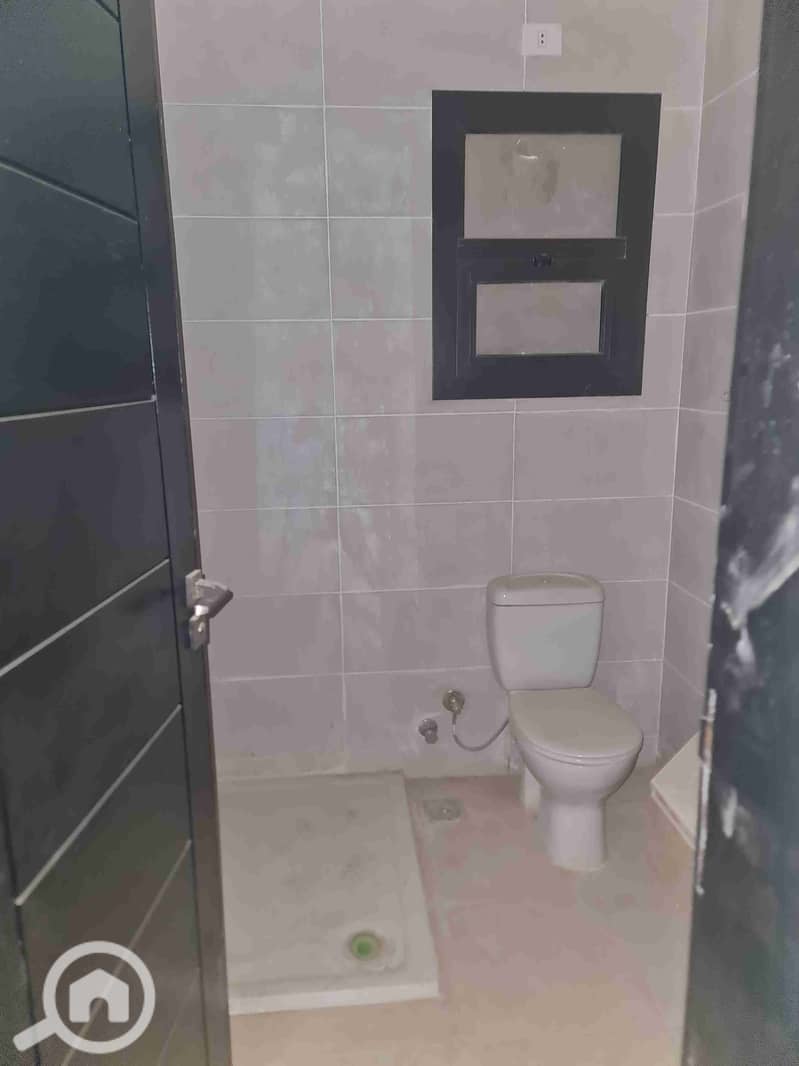 14 20251010_181608. jpg