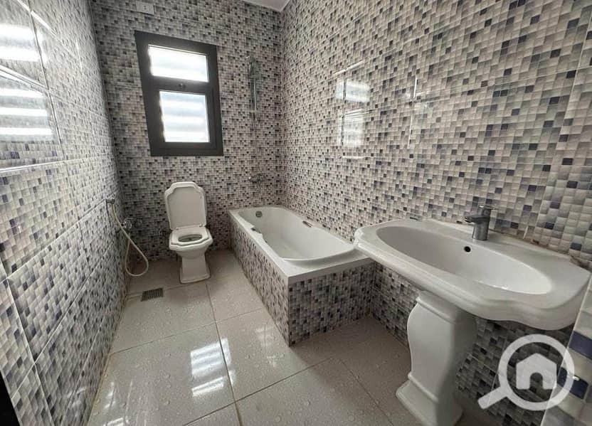 8 WhatsApp Image 2025-10-13 at 1.15. 48 PM (3). jpeg