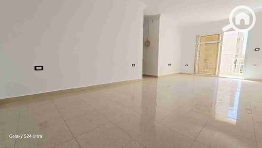 2 Bedroom Apartment for Sale in Madinaty, Cairo - IMG-20251010-WA0019. jpg
