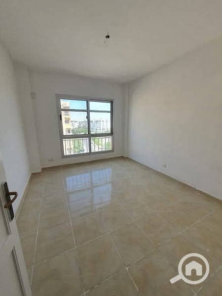 3 dc90c927-3a9a-42a6-bc15-6a0c51bc7009. jpg