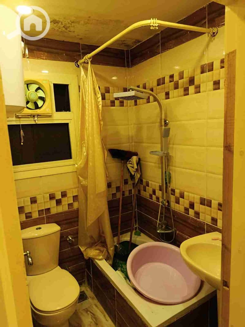 8 1000252185. jpg