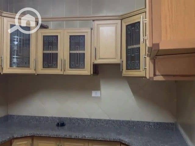 7 WhatsApp Video 2025-10-13 at 13.02. 39_dd2a4205 - frame at 0m55s. jpg