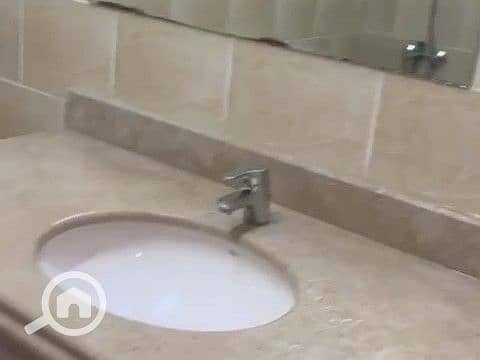 10 WhatsApp Video 2025-10-13 at 13.02. 39_dd2a4205 - frame at 1m13s. jpg