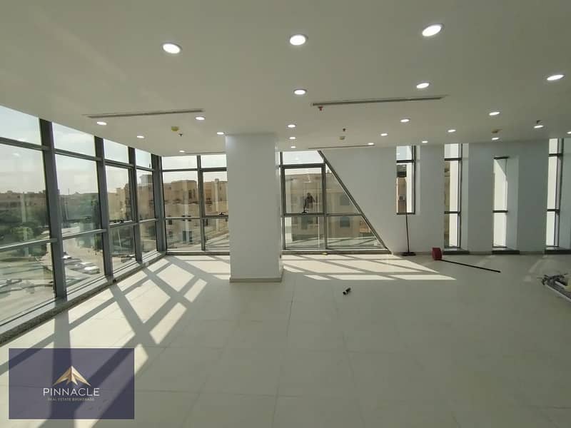 2 WhatsApp Image 2025-10-12 at 15.00. 20_235aa971. jpg