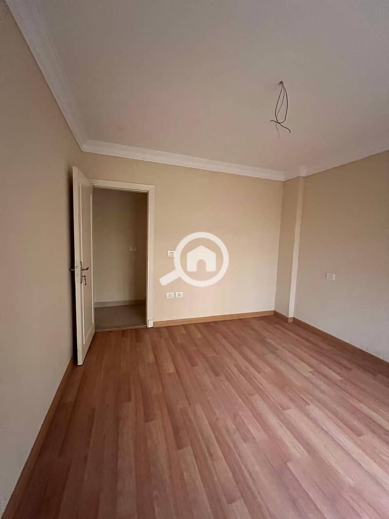 2 63c55264-17ab-470f-a01f-1d8677cf28dd. jpg