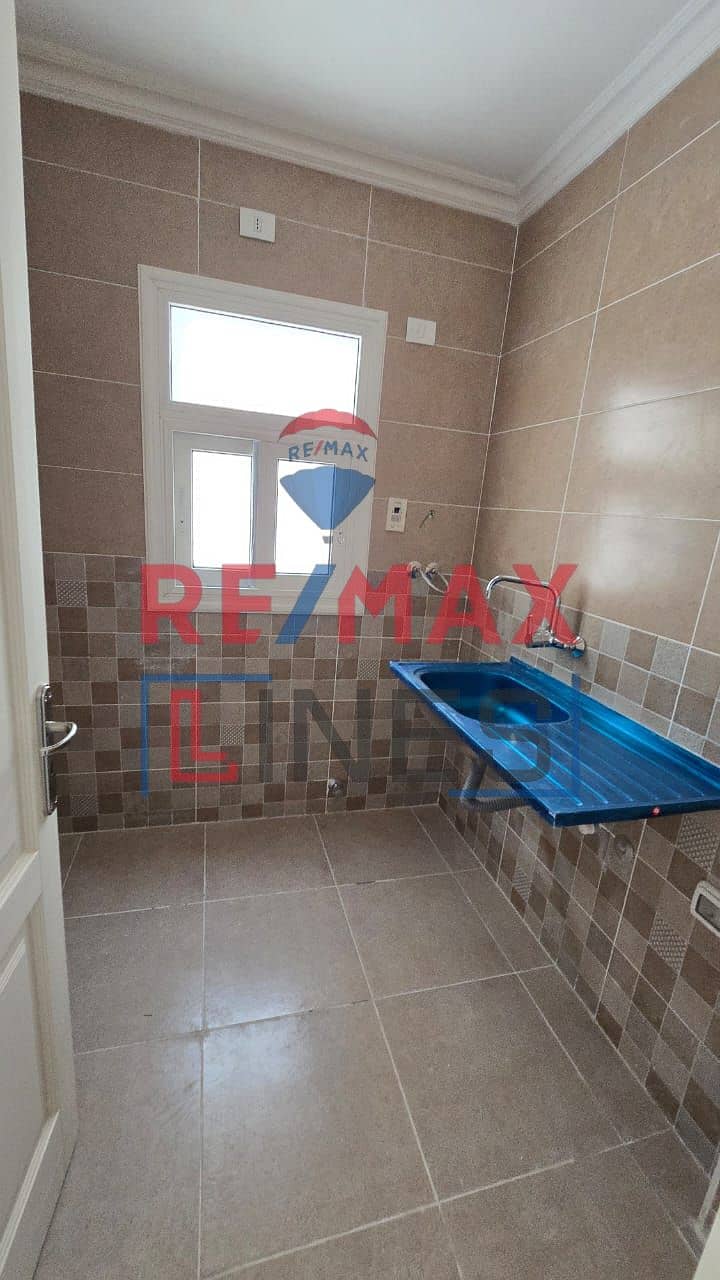 4 WhatsApp Image 2025-10-13 at 10.41. 32 AM. jpeg