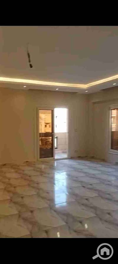 فلیٹ 4 غرف نوم للايجار في الشيخ زايد، الجيزة - 1000153408. jpg