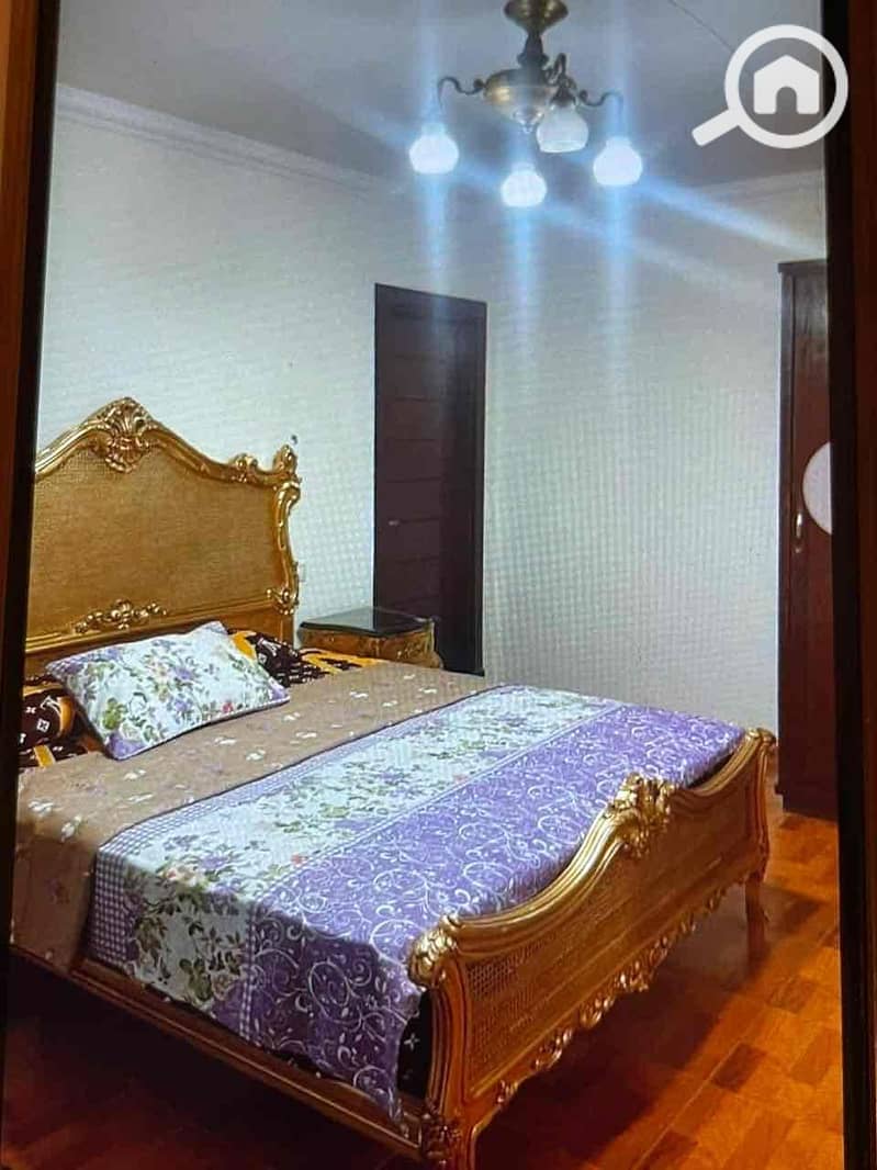 5 e60beec4-5338-4a9c-b76c-d9e2eb0b9833. jpg