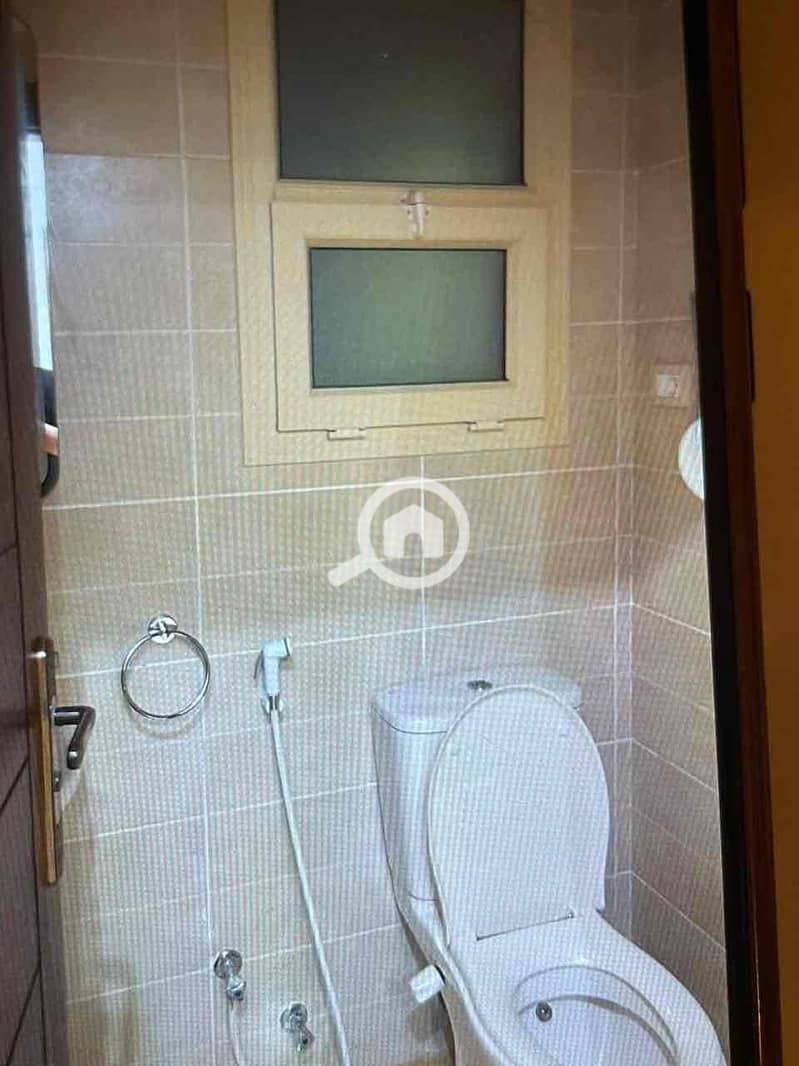 10 d6e994c1-2b1f-4de3-84b2-3eb8bd3272a4. jpg