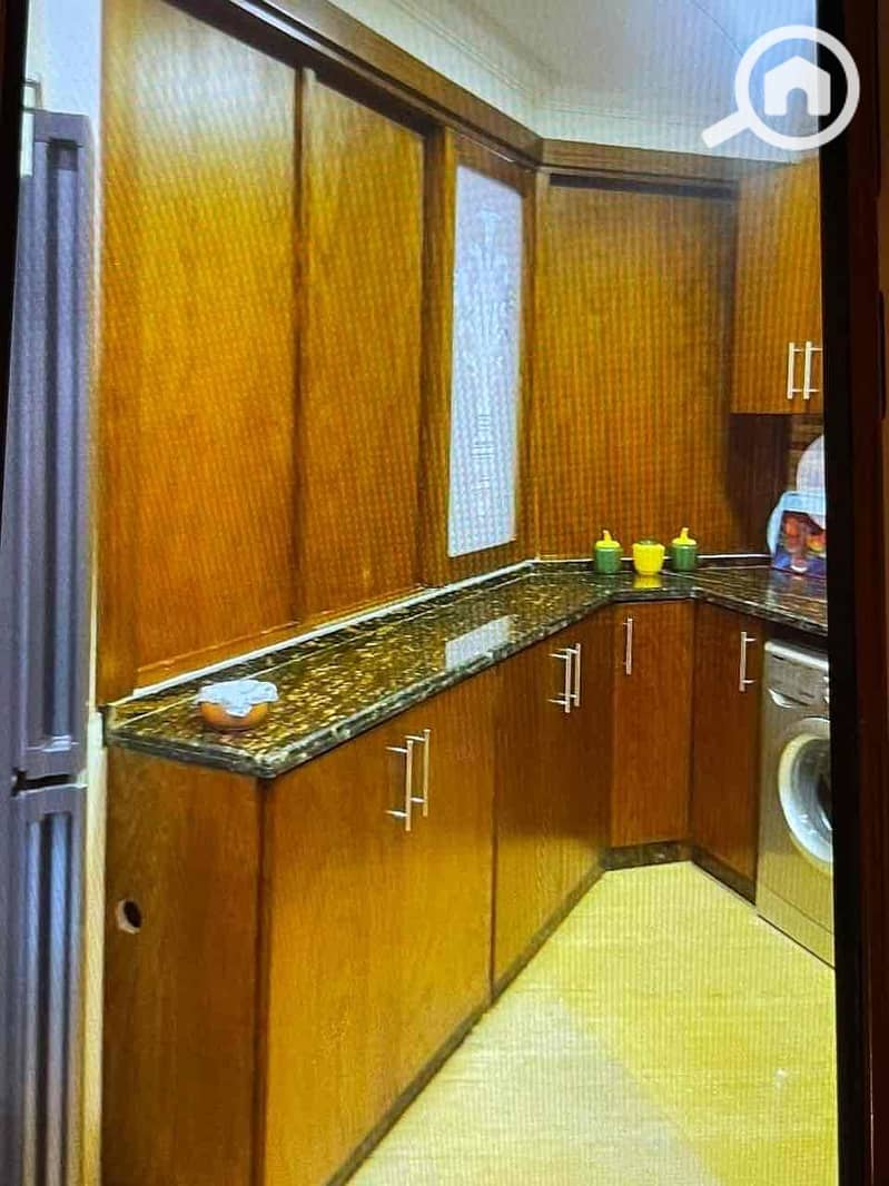 16 942f5f33-3ed4-4ad6-903e-c99d1f105ba8. jpg