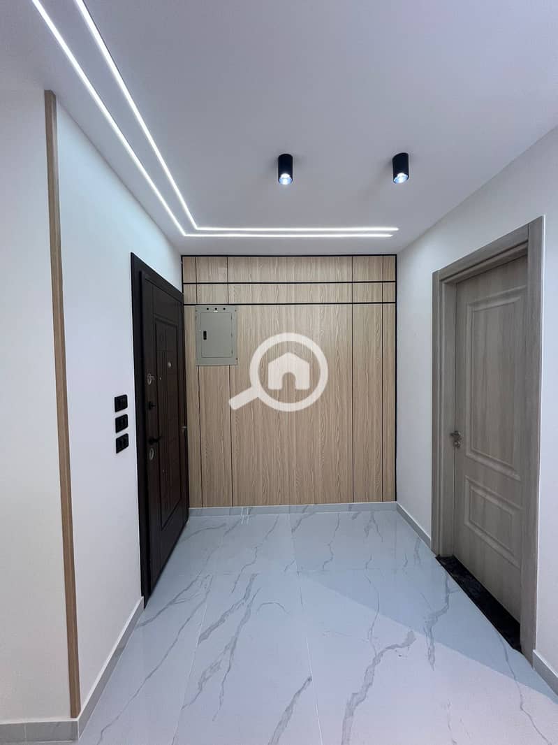 8 00089034-4e87-4030-a424-a3d607494049. jpg