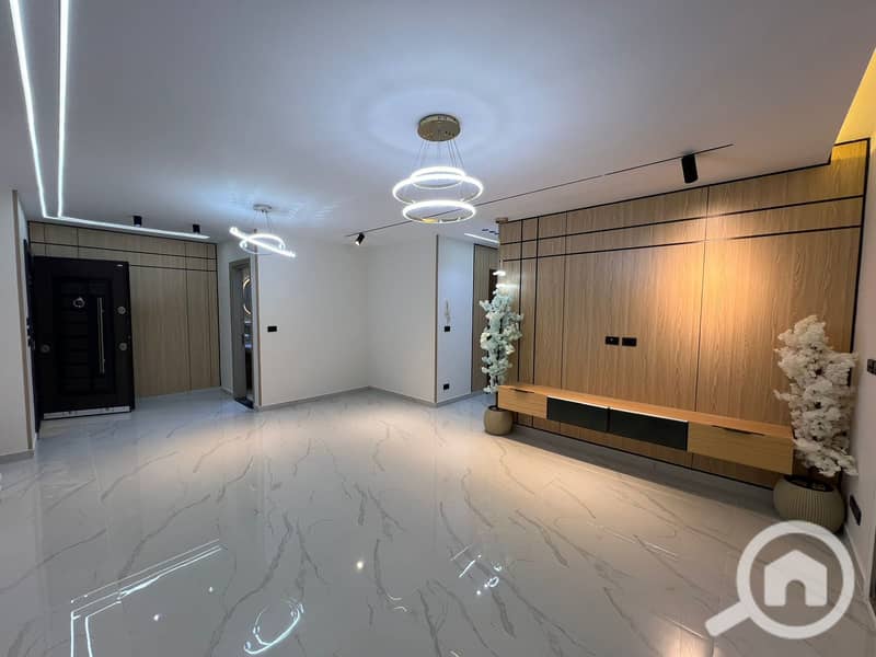 13 7e3b634a-e54f-4a0e-81e6-955ebe59d4af. jpg