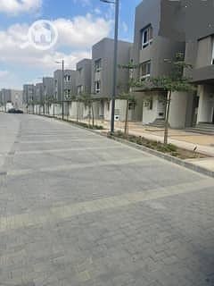 4 Bedroom Townhouse for Sale in Sheikh Zayed, Giza - 2. jpg