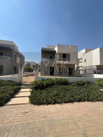 4 Bedroom Villa for Sale in New Cairo, Cairo - WhatsApp Image 2025-07-26 at 6.44. 30 PM. jpeg 4 Bedroom Villa for Sale in New Cairo, Cairo - WhatsApp Image 2025-07-26 at 6.44. 30 PM. jpeg