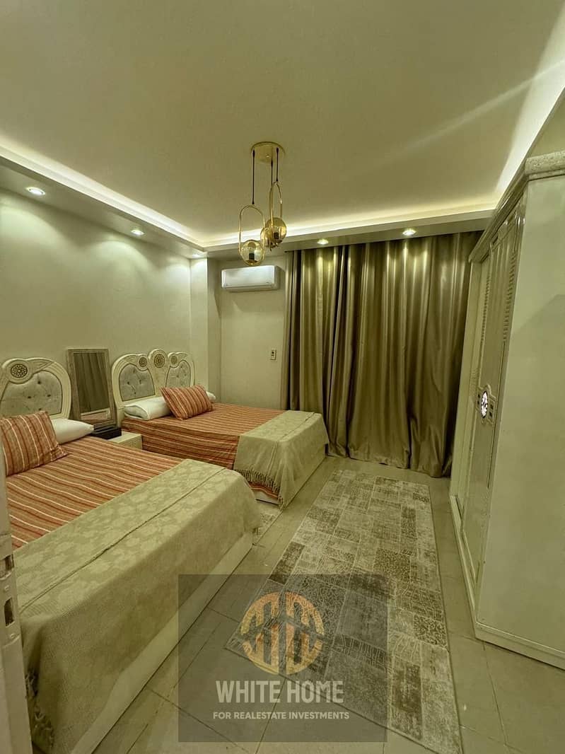 17 4c043afe-15bf-419e-921f-ba83703212b1. jpeg