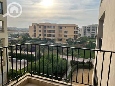 شقة 2 غرفة نوم للبيع في 6 أكتوبر، الجيزة - IMG-20241214-WA0008. jpg