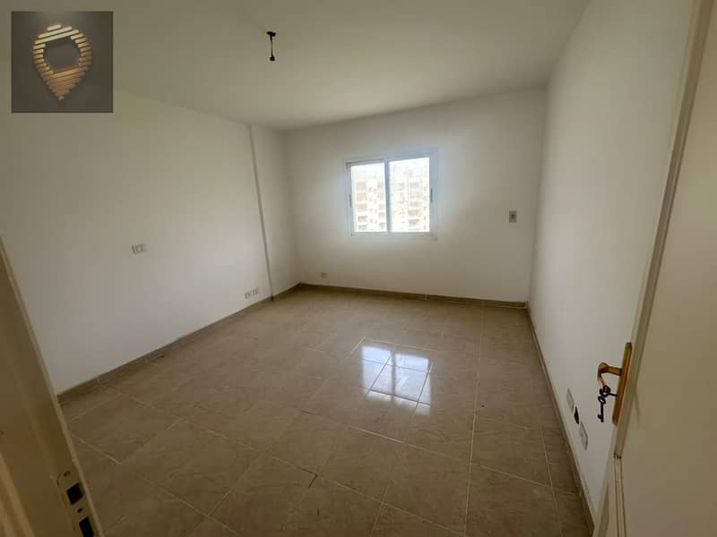 4 WhatsApp Image 2025-09-24 at 14.12. 55_4e44b4cb. jpg