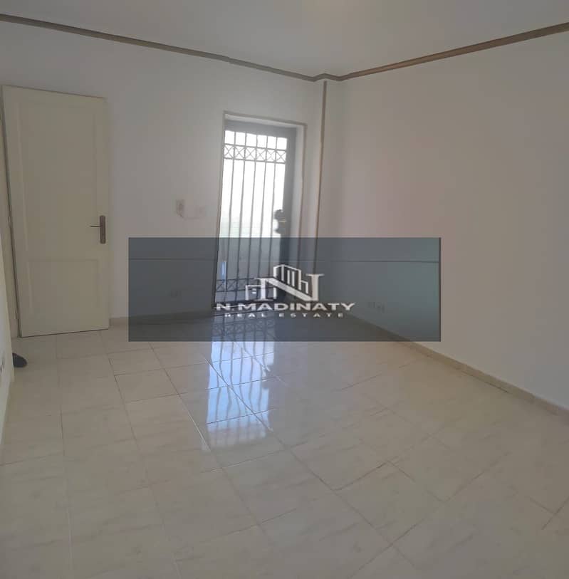 8 WhatsApp Image 2025-10-11 at 1.49. 20 PM (1). jpeg