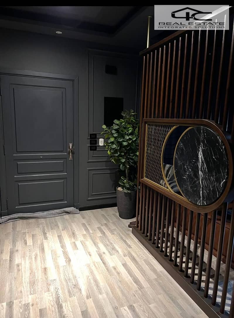 3 WhatsApp Image 2025-09-29 at 16.44. 22 (1). jpeg